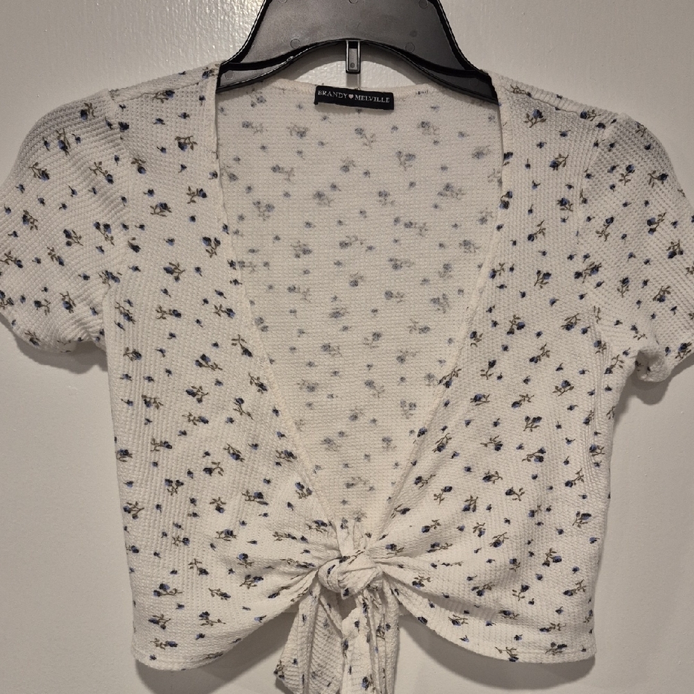 Brandy Melville White Floral Tie-Front Waffle Crop Top